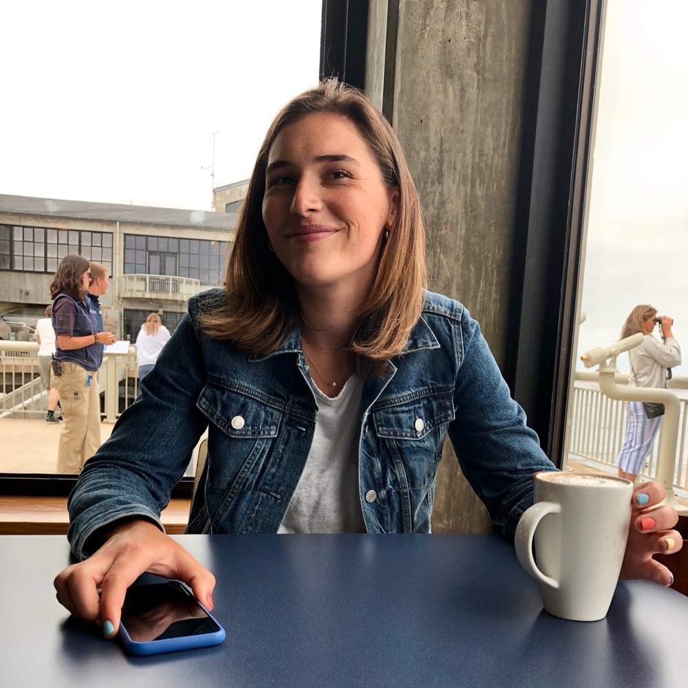Meet your Posher, Caroline